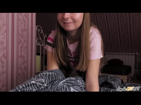 ❤️ Blondie duboko siše svog BFF-a i dobiva spermu u usta ❤️❌ Super porno u pornografiji hr.pornsos-com.ru ❌