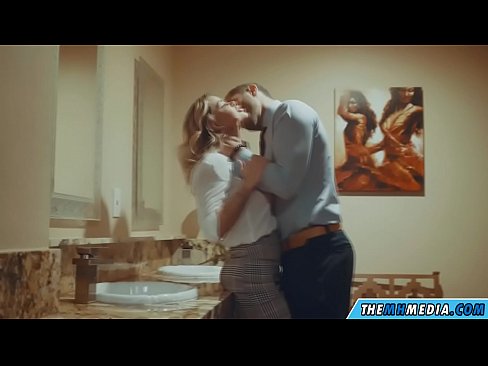 ❤️ Kad te prsata plavuša zavede u javnom zahodu ❤️❌ Super porno u pornografiji hr.pornsos-com.ru ❌